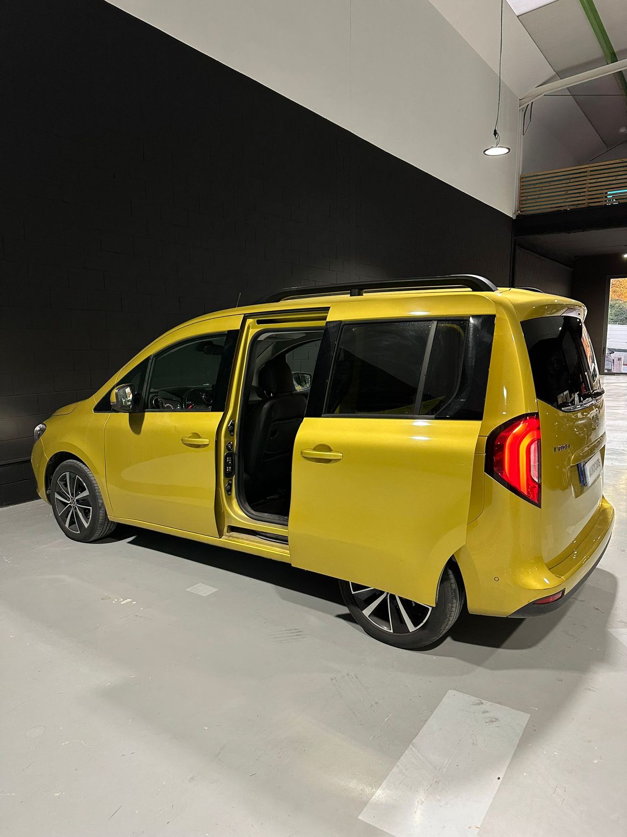 Mercedes Clase T 180 d - Foto 12