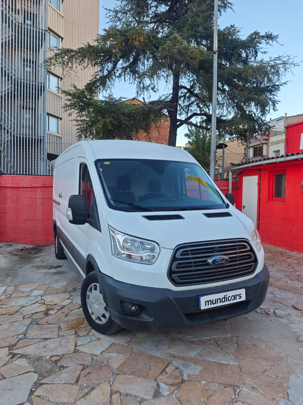 Ford Transit 350 L2H2 Van Ambiente FWD - Foto 7