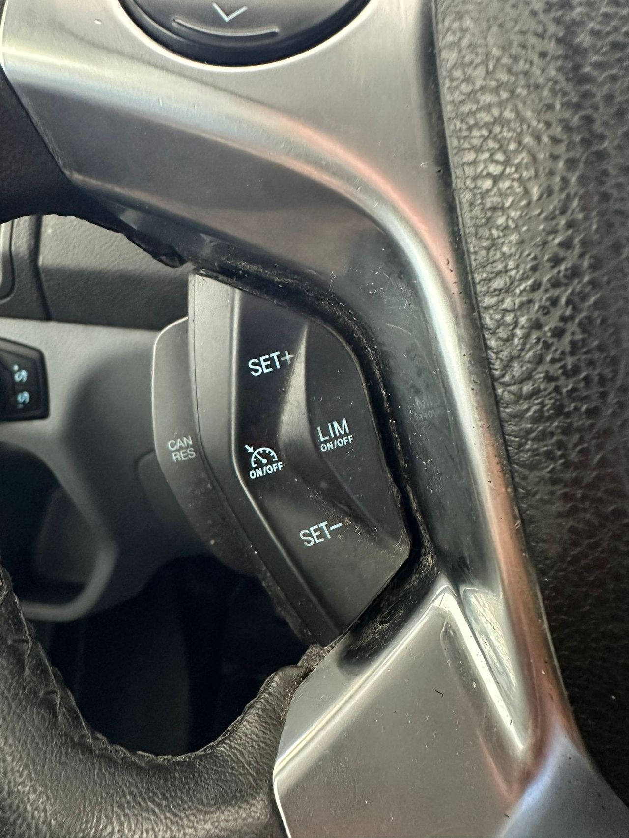 Ford Transit 350 L2H2 Van Ambiente FWD - Foto 25