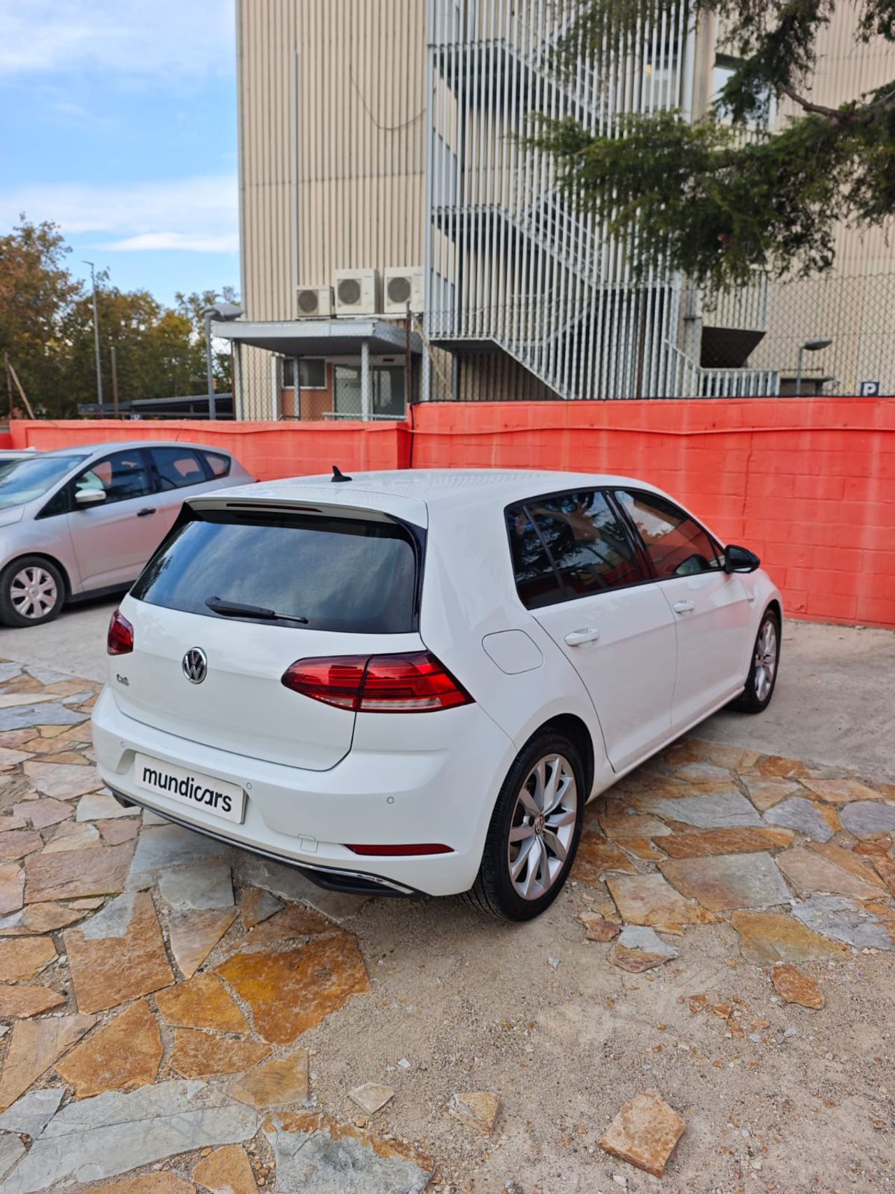 Volkswagen Golf Advance 1.5 TSI EVO 96kW (130CV) DSG - Foto 9