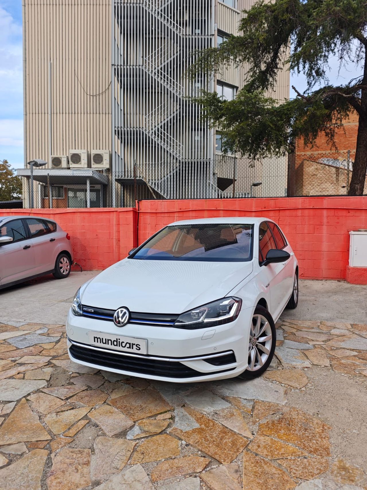 Volkswagen Golf Advance 1.5 TSI EVO 96kW (130CV) DSG - Foto 7