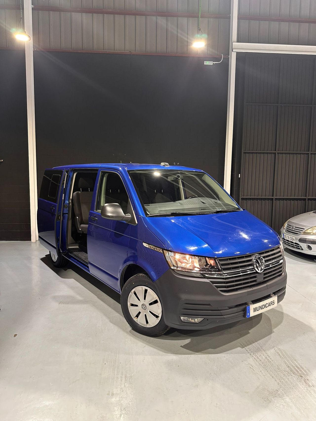 Volkswagen Caravelle Origin Corta 2.0 TDI 81kW (110CV) BMT - Foto 9