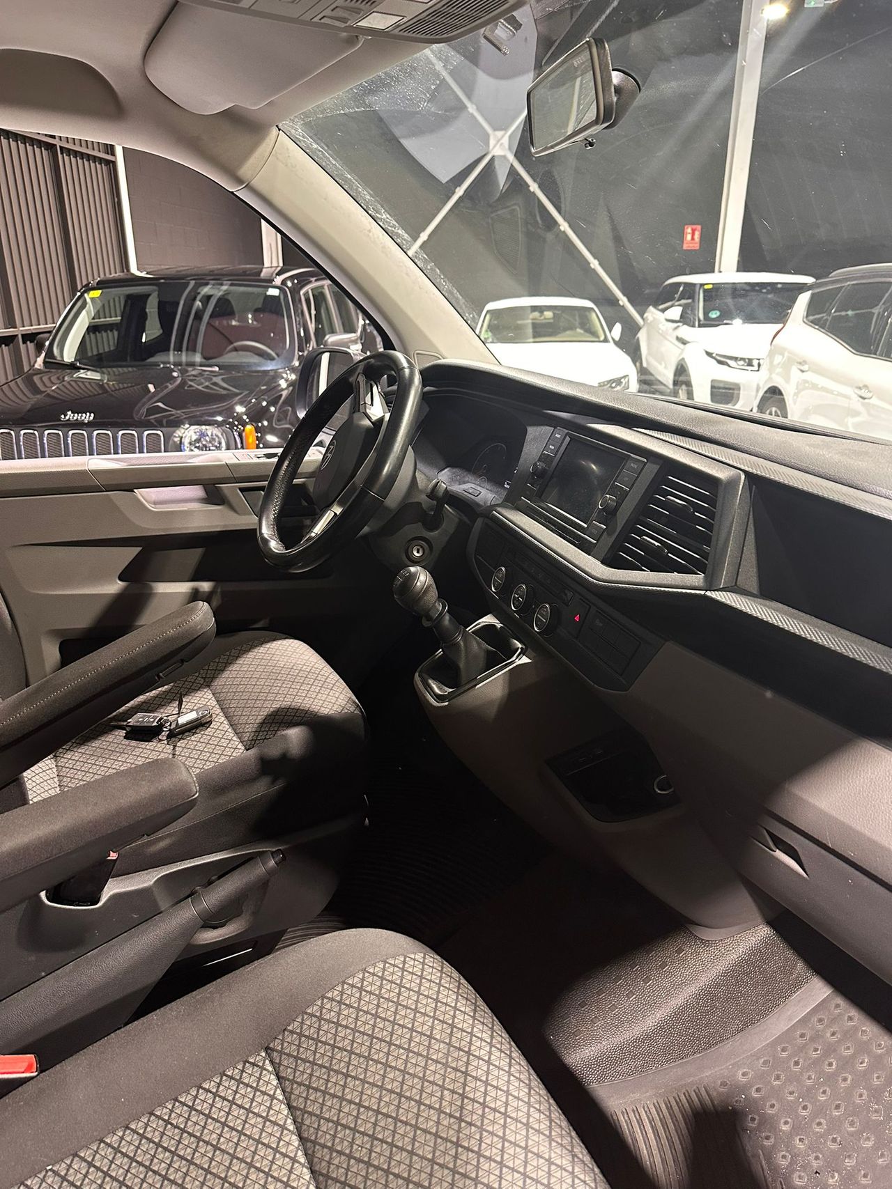 Volkswagen Caravelle Origin Corta 2.0 TDI 81kW (110CV) BMT - Foto 9