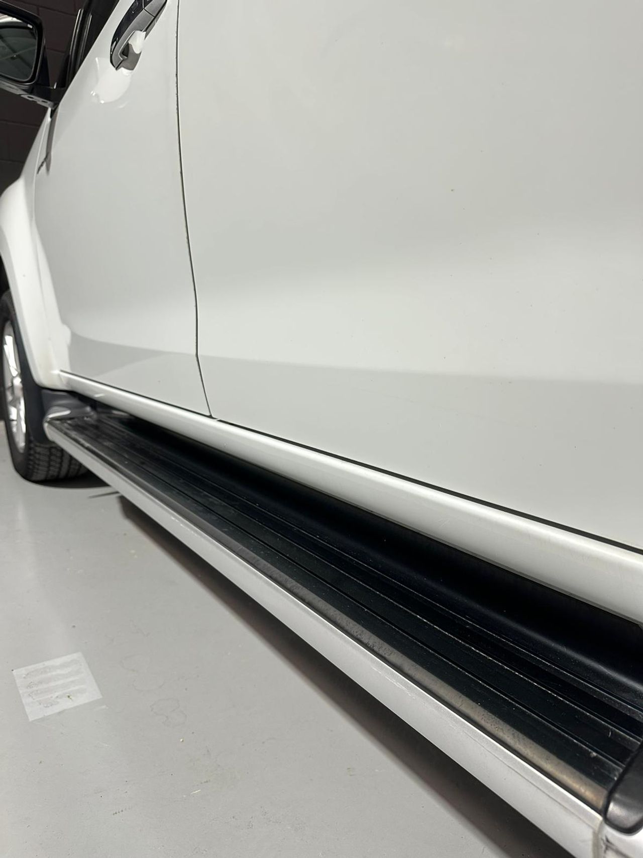 Isuzu D-Max 1.9 Turbodiesel Double Cab Premium+ 4WD  - Foto 13