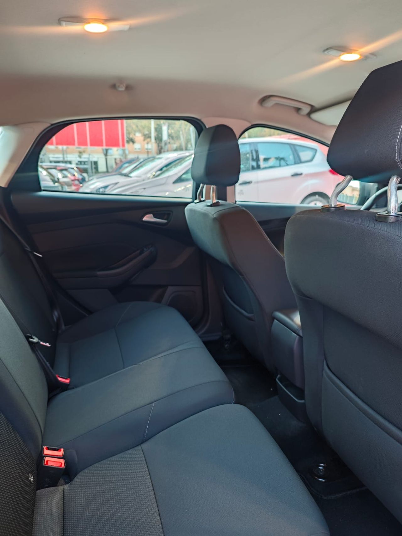 Ford Focus 1.0 Ecoboost Auto-St.-St. 92kW Business - Foto 16