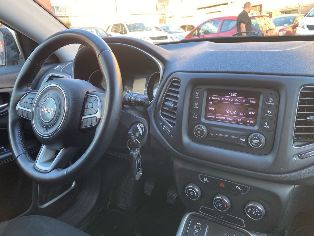 Jeep Compass 1.4 Mair 103kW Longitude 4x2 - Foto 15