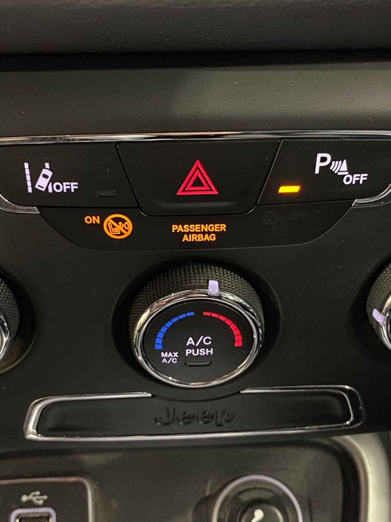 Jeep Compass 1.4 Mair 103kW Longitude 4x2 - Foto 29