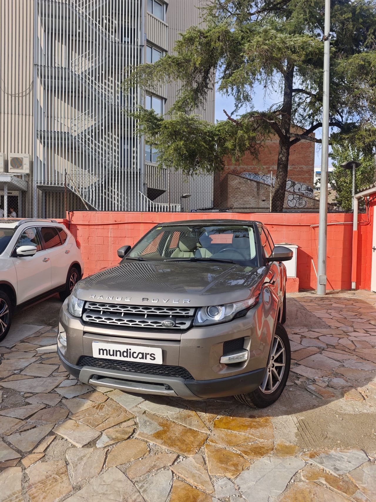 Land-Rover Range Rover Evoque 2.0L eD4 Diesel 150CV 4x2 SE Dynamic - Foto 8