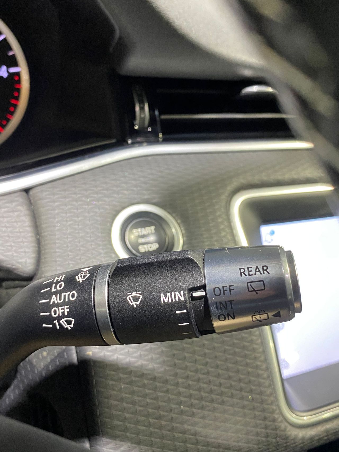 Land-Rover Range Rover Evoque 2.0 D163 AUTO 4WD MHEV - Foto 25