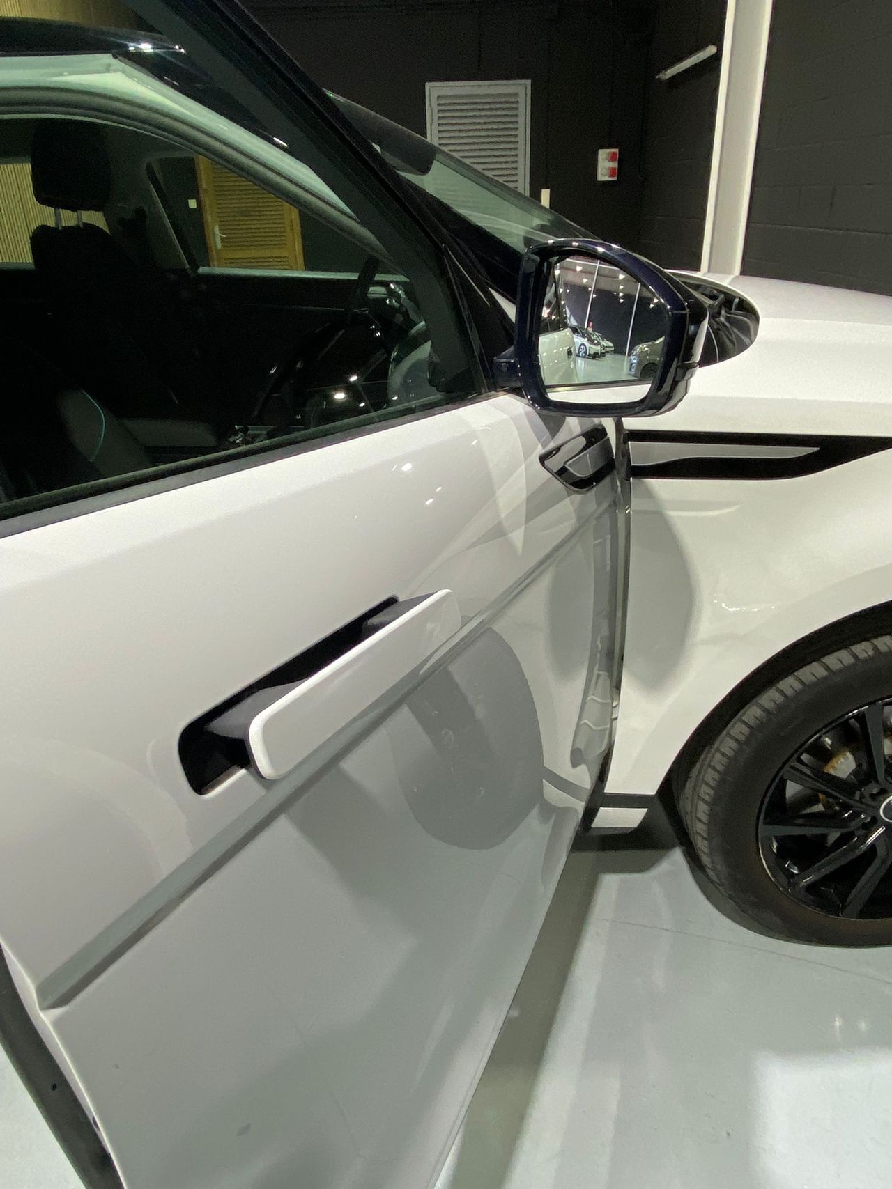 Land-Rover Range Rover Evoque 2.0 D163 AUTO 4WD MHEV - Foto 9