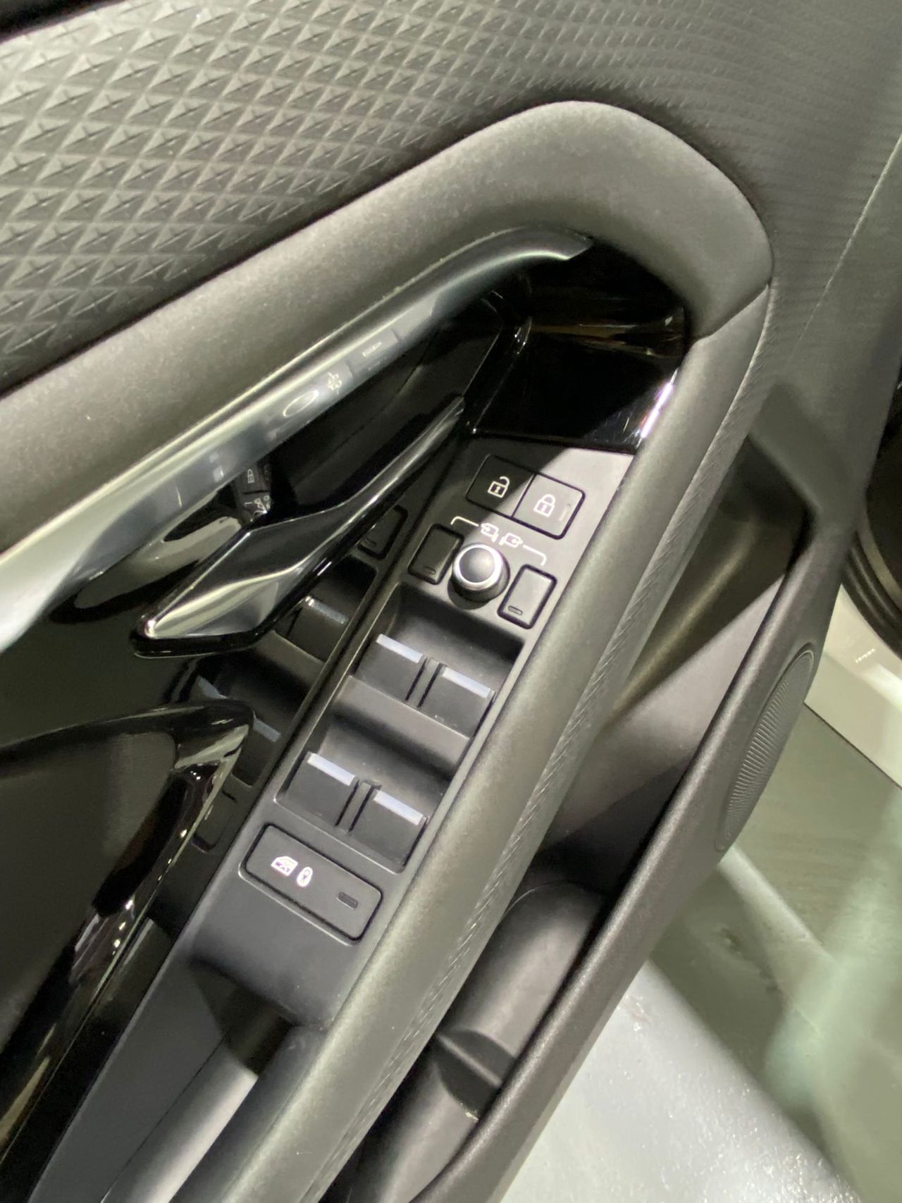 Land-Rover Range Rover Evoque 2.0 D163 AUTO 4WD MHEV - Foto 23