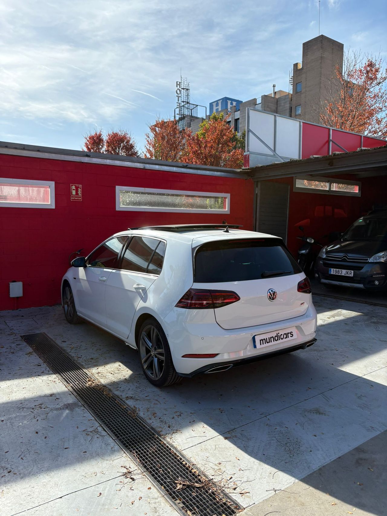 Volkswagen Golf Sport R-Line 1.5 TSI 110kW (150CV) DSG - Foto 10