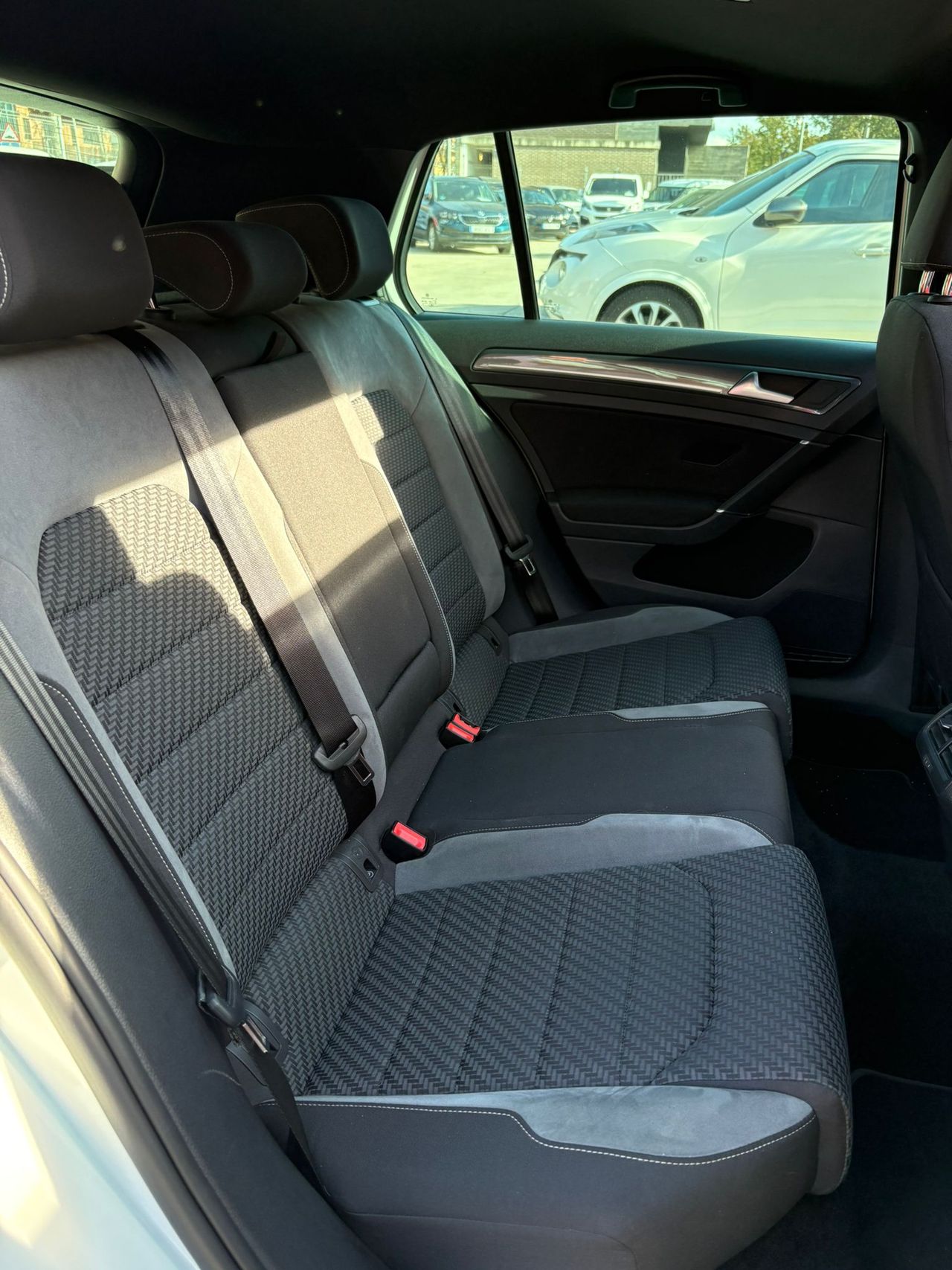 Volkswagen Golf Sport R-Line 1.5 TSI 110kW (150CV) DSG - Foto 14