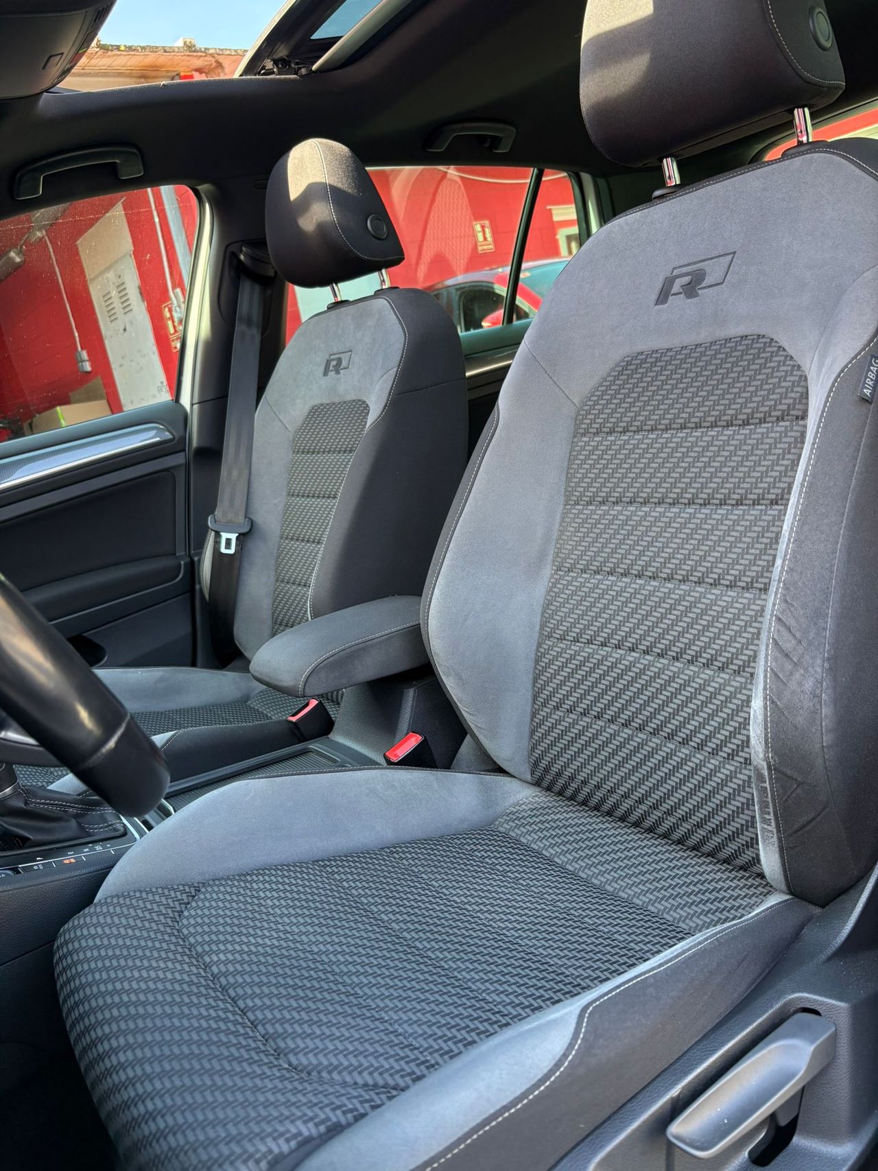 Volkswagen Golf Sport R-Line 1.5 TSI 110kW (150CV) DSG - Foto 11