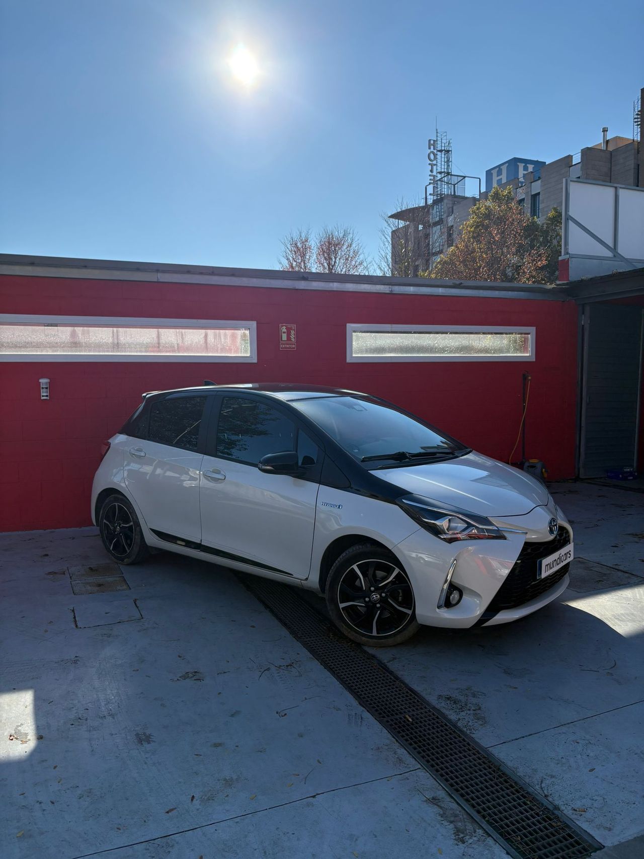 Toyota Yaris 1.5 Hybrid Advance - Foto 4