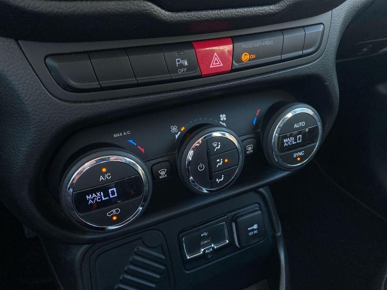 Jeep Renegade 1.6 Mjet Longitude 4x2 E6 - Foto 16