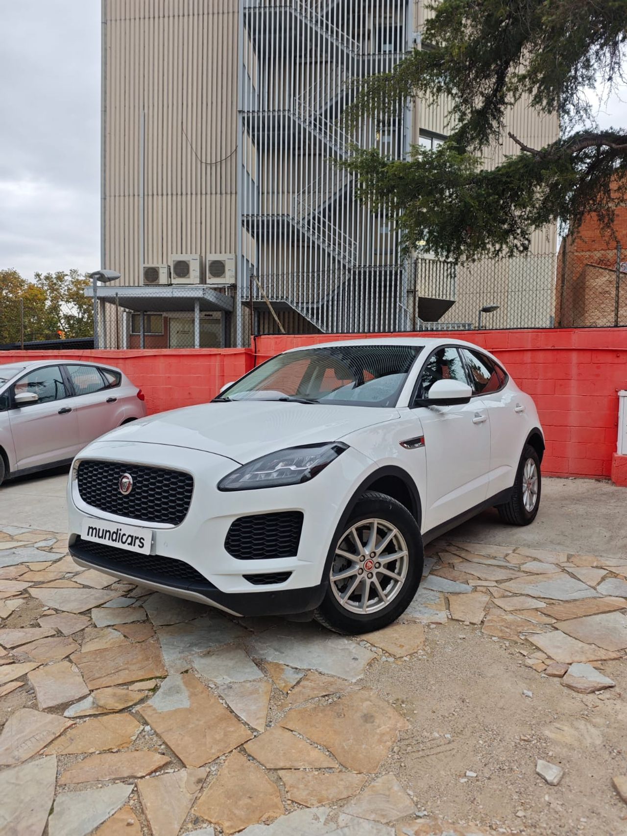 Jaguar E-Pace 2.0D 110kW - Foto 6