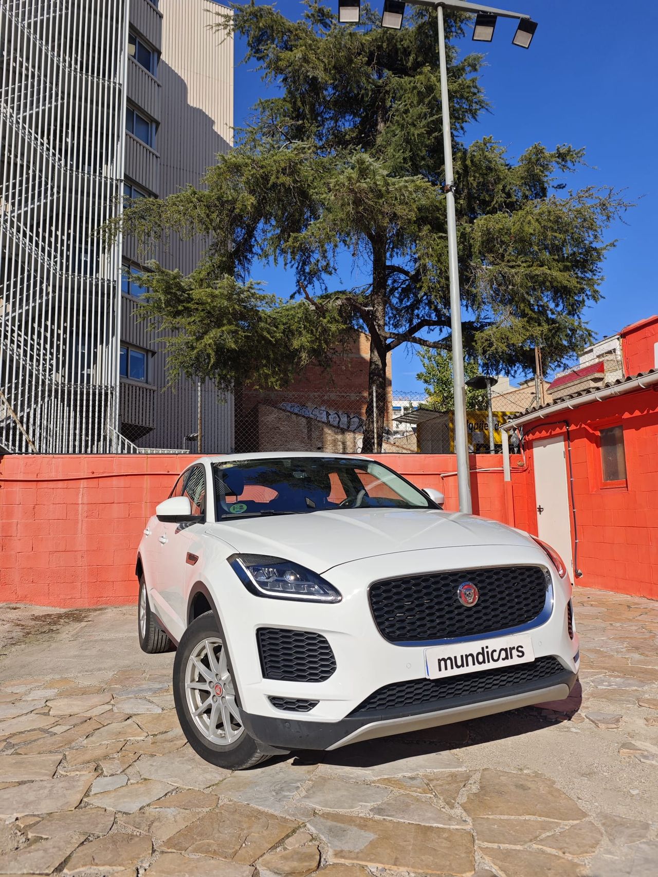 Jaguar E-Pace 2.0D 110kW - Foto 4