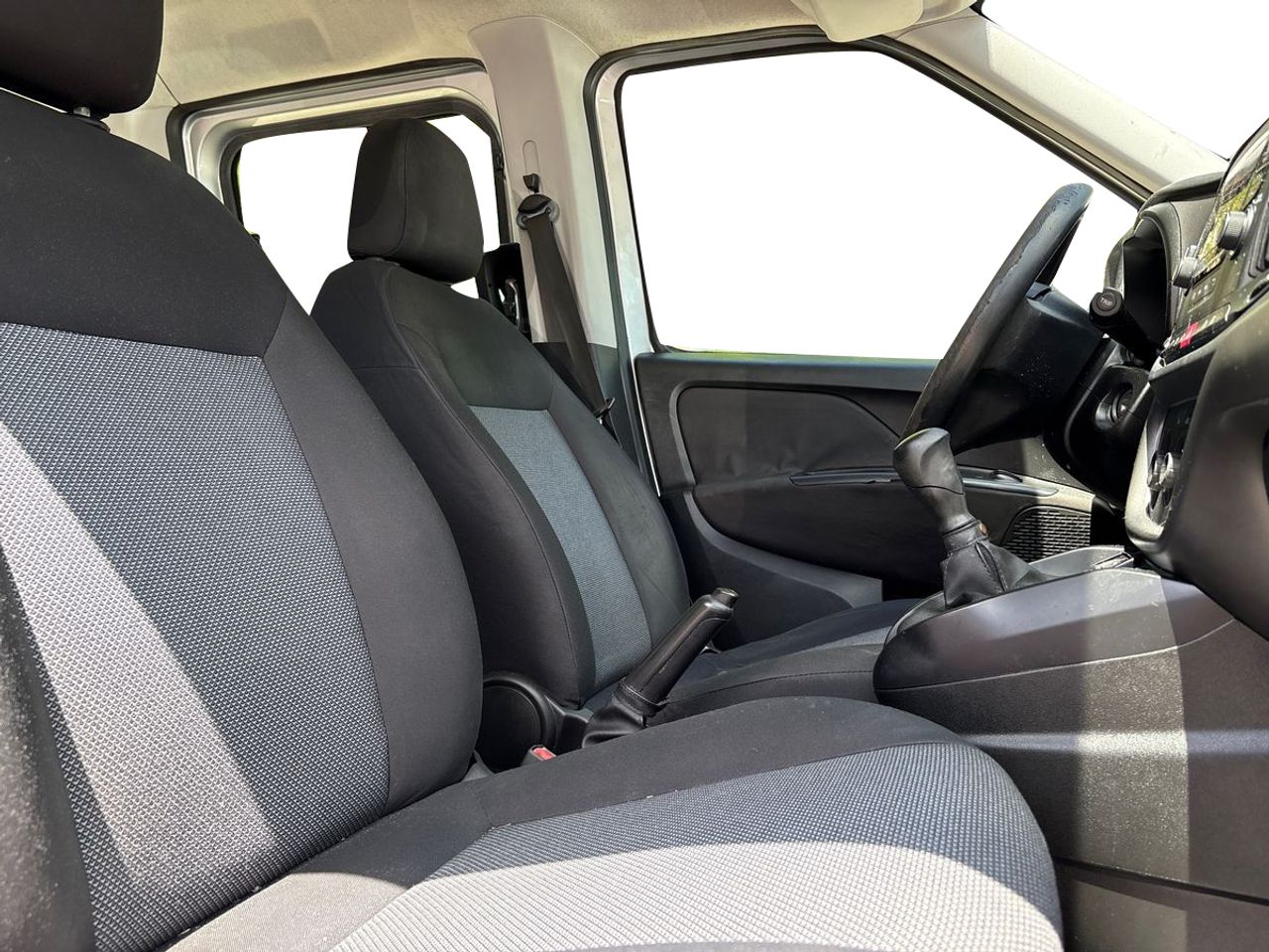 Fiat Doblò 1.3 JTD Pop - Foto 17