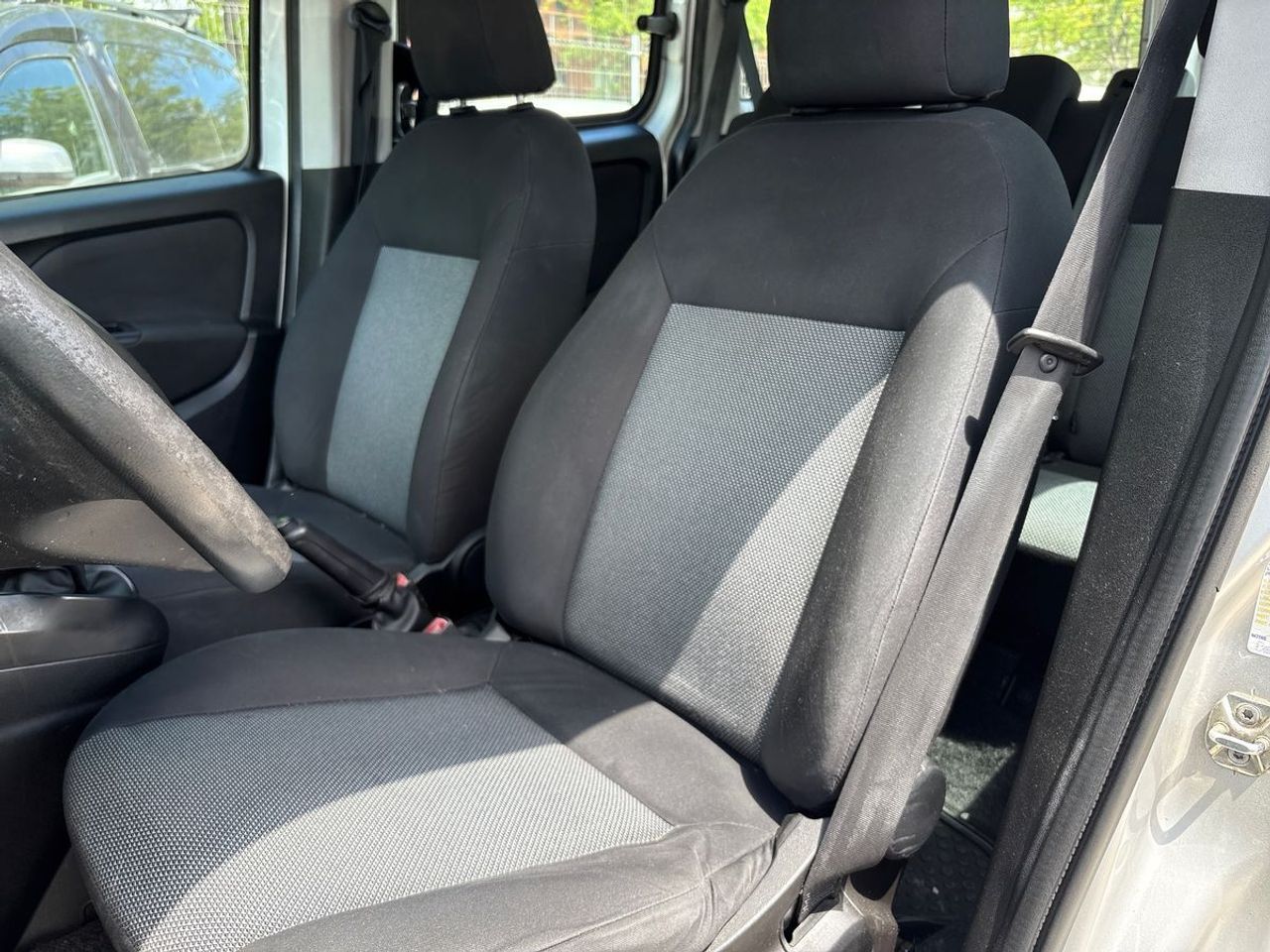 Fiat Doblò 1.3 JTD Pop - Foto 20