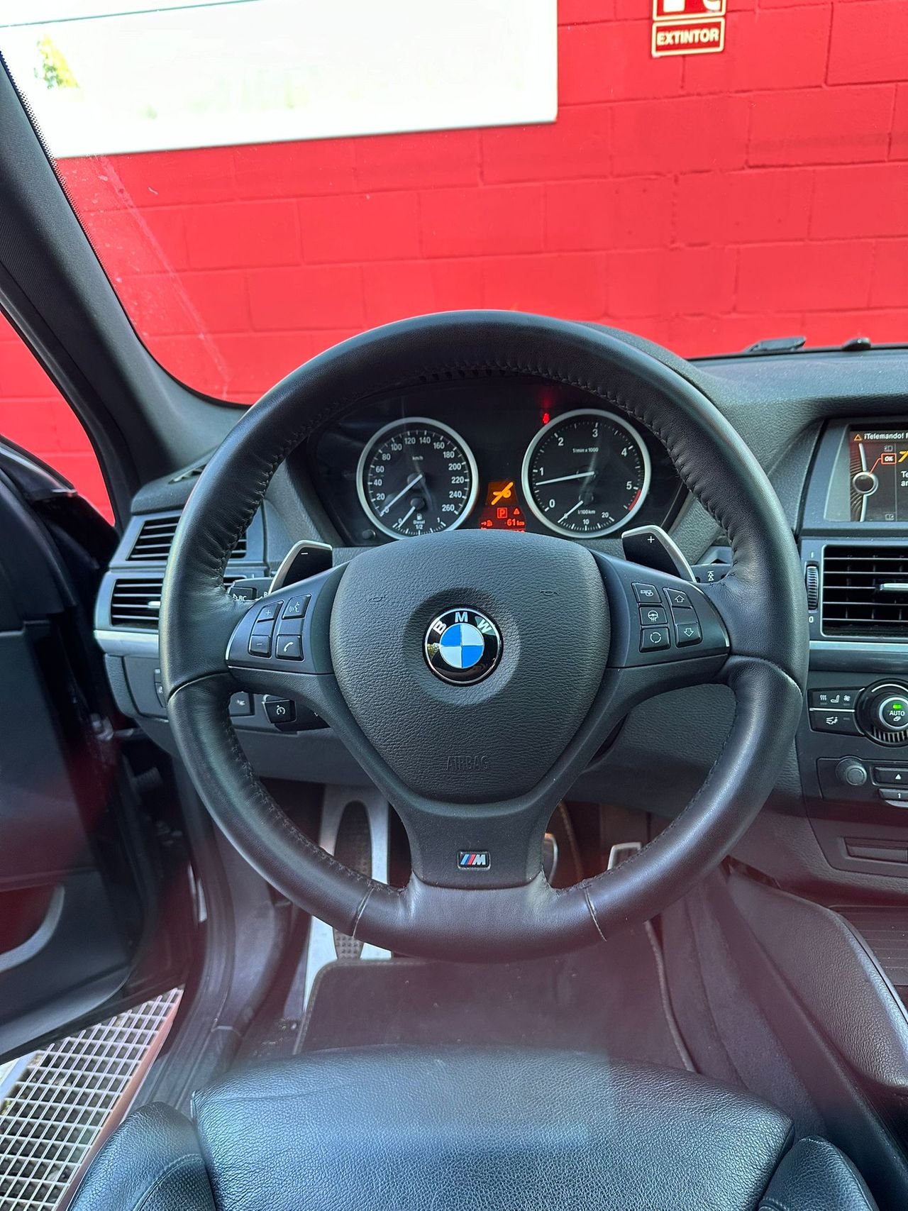 BMW X6 xDrive40d - Foto 19