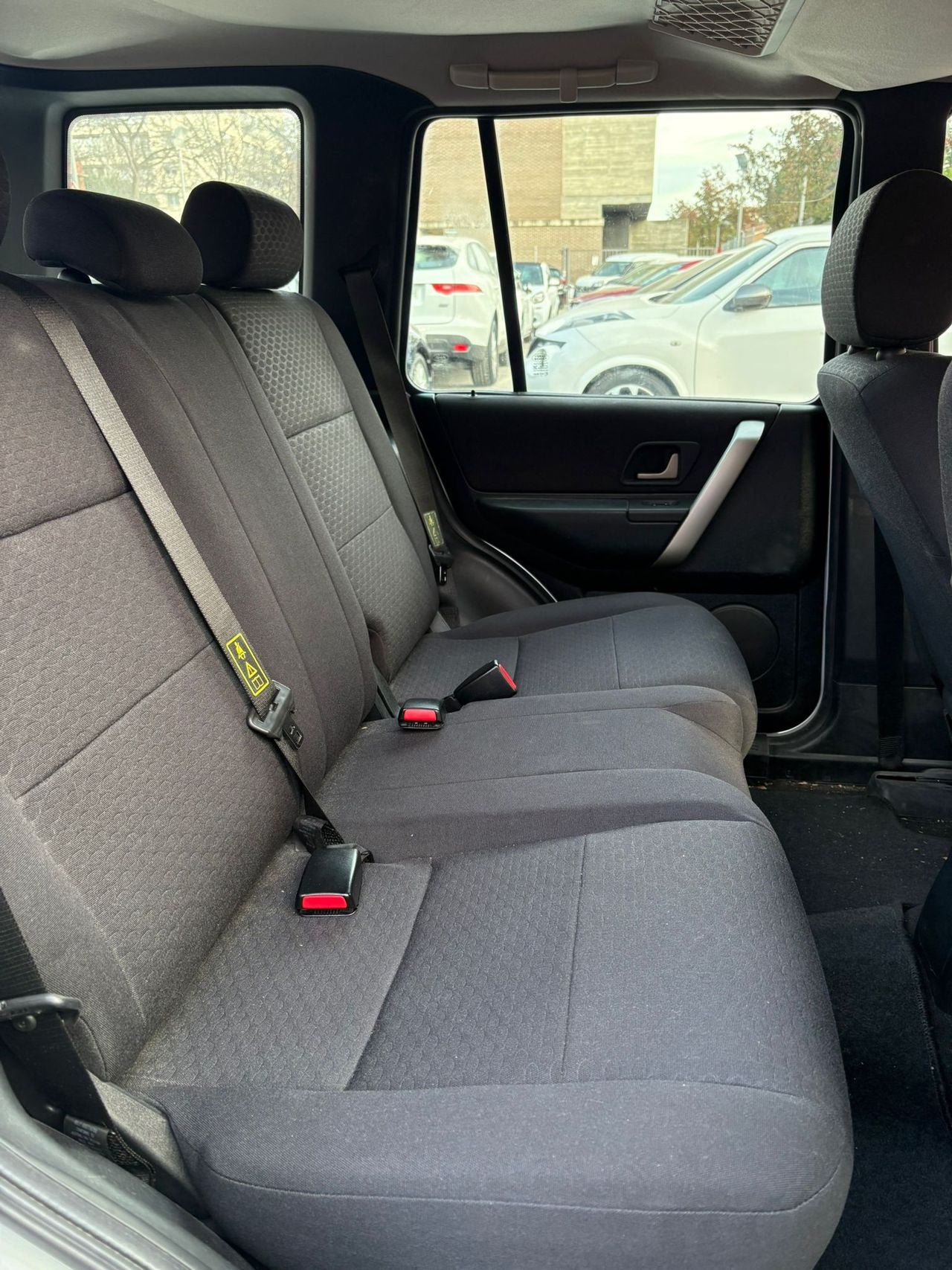 Land-Rover Freelander 2.0TD4 S - Foto 13