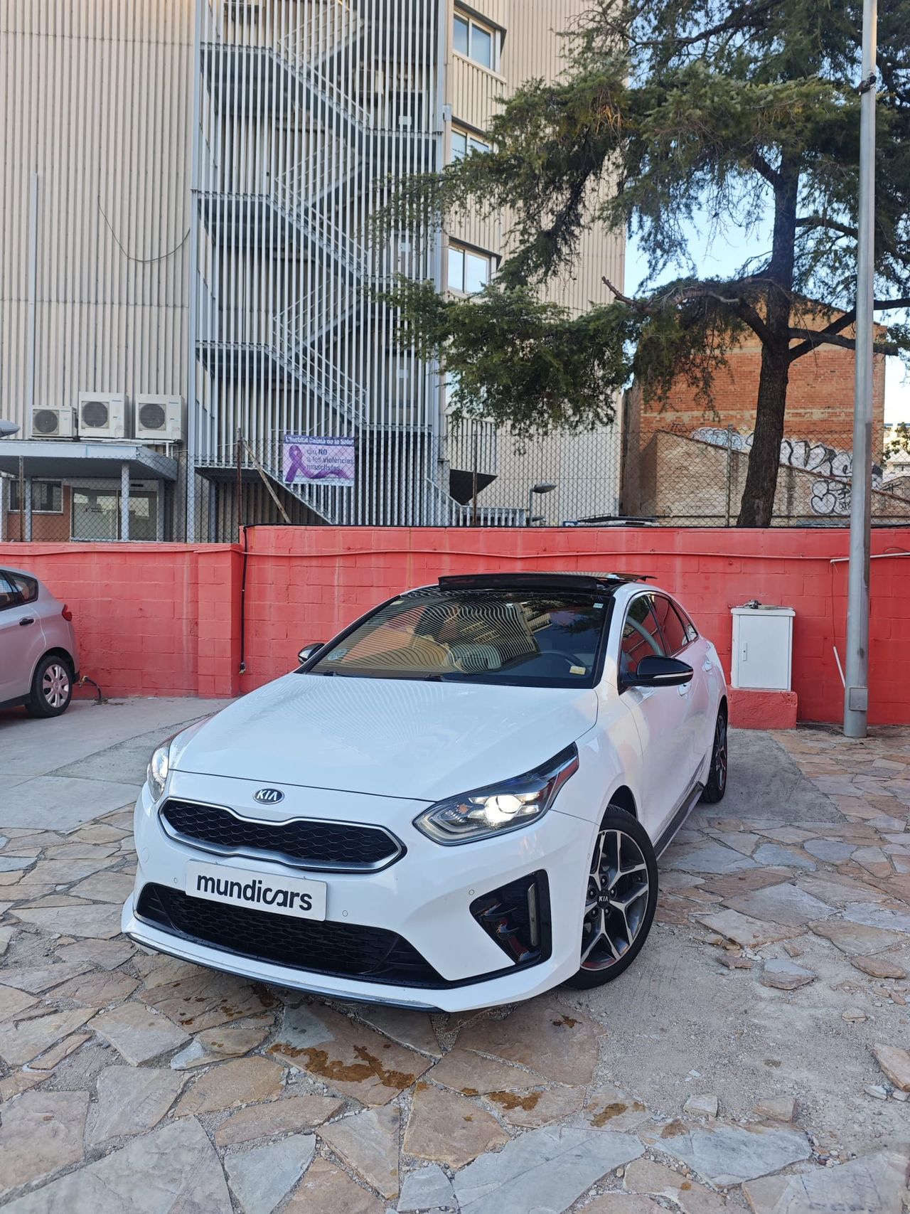 Kia ProCeed 1.0 T-GDi 88kW (120CV) GT Line - Foto 9