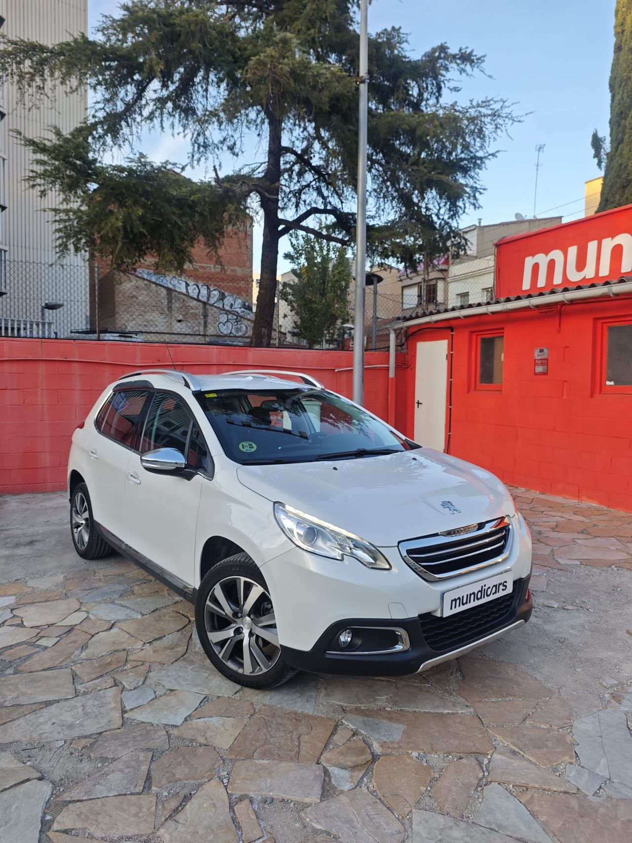 Peugeot 2008 Allure 1.6 e-HDi 115 - Foto 3