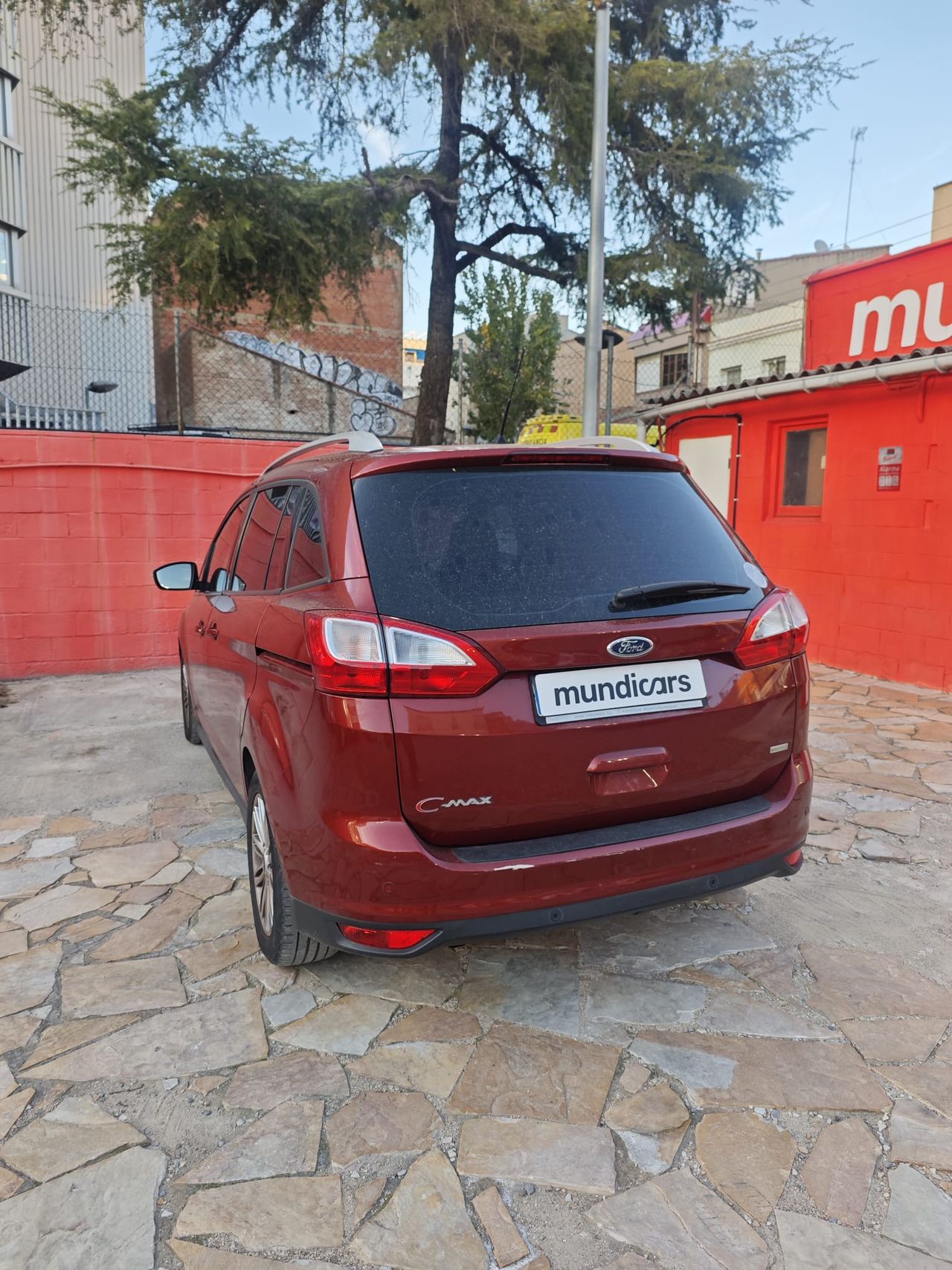 Ford Grand C-MAX 1.0 EcoBoost 125CV Trend+ - Foto 12