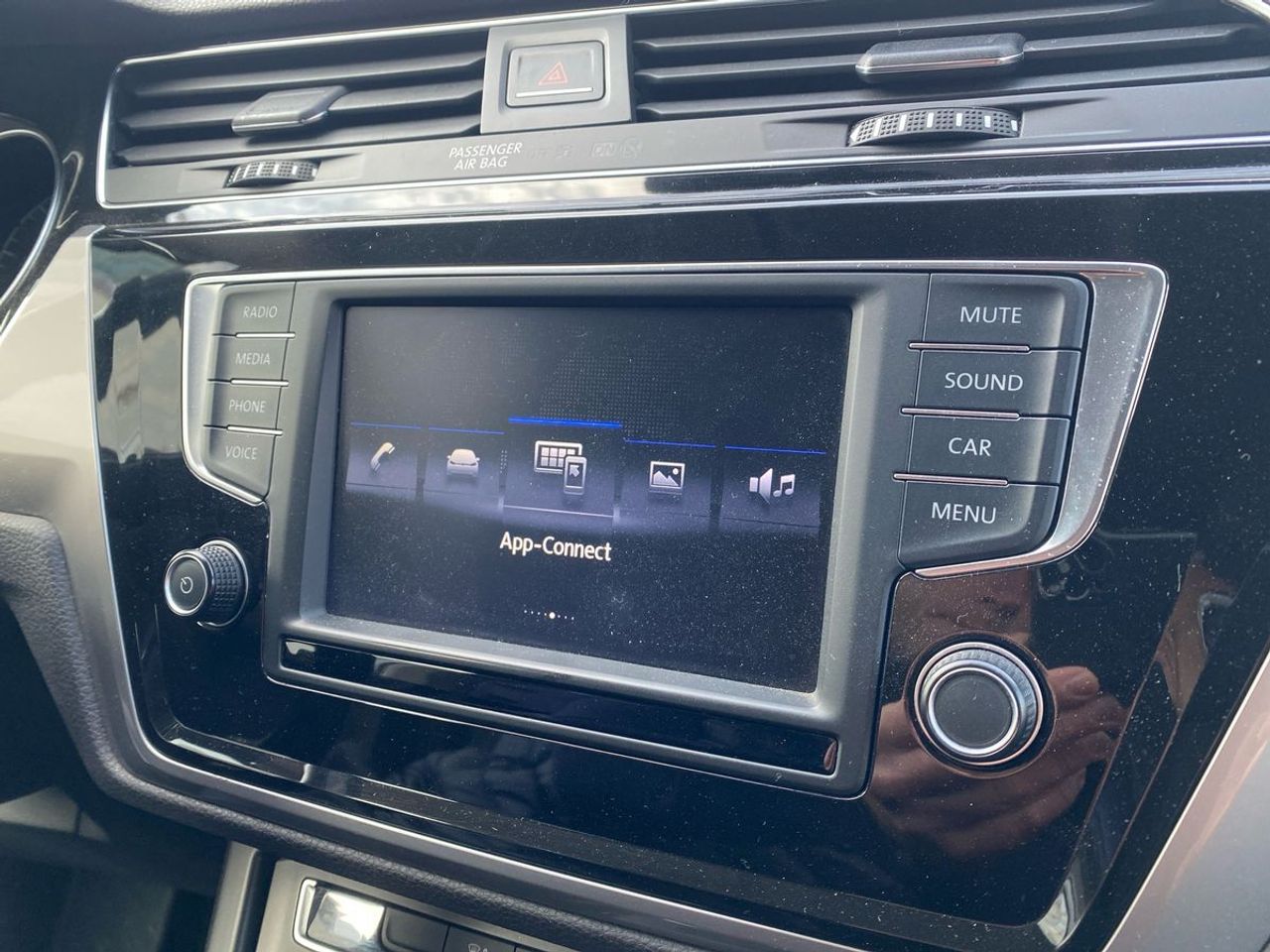 Volkswagen Touran Edition 1.6 TDI 85kW (115CV) DSG - Foto 20