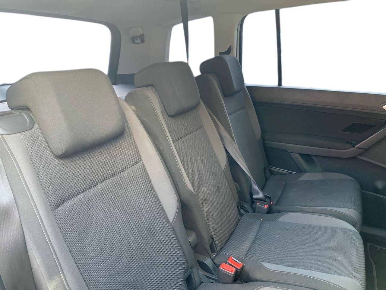 Volkswagen Touran Edition 1.6 TDI 85kW (115CV) DSG - Foto 17