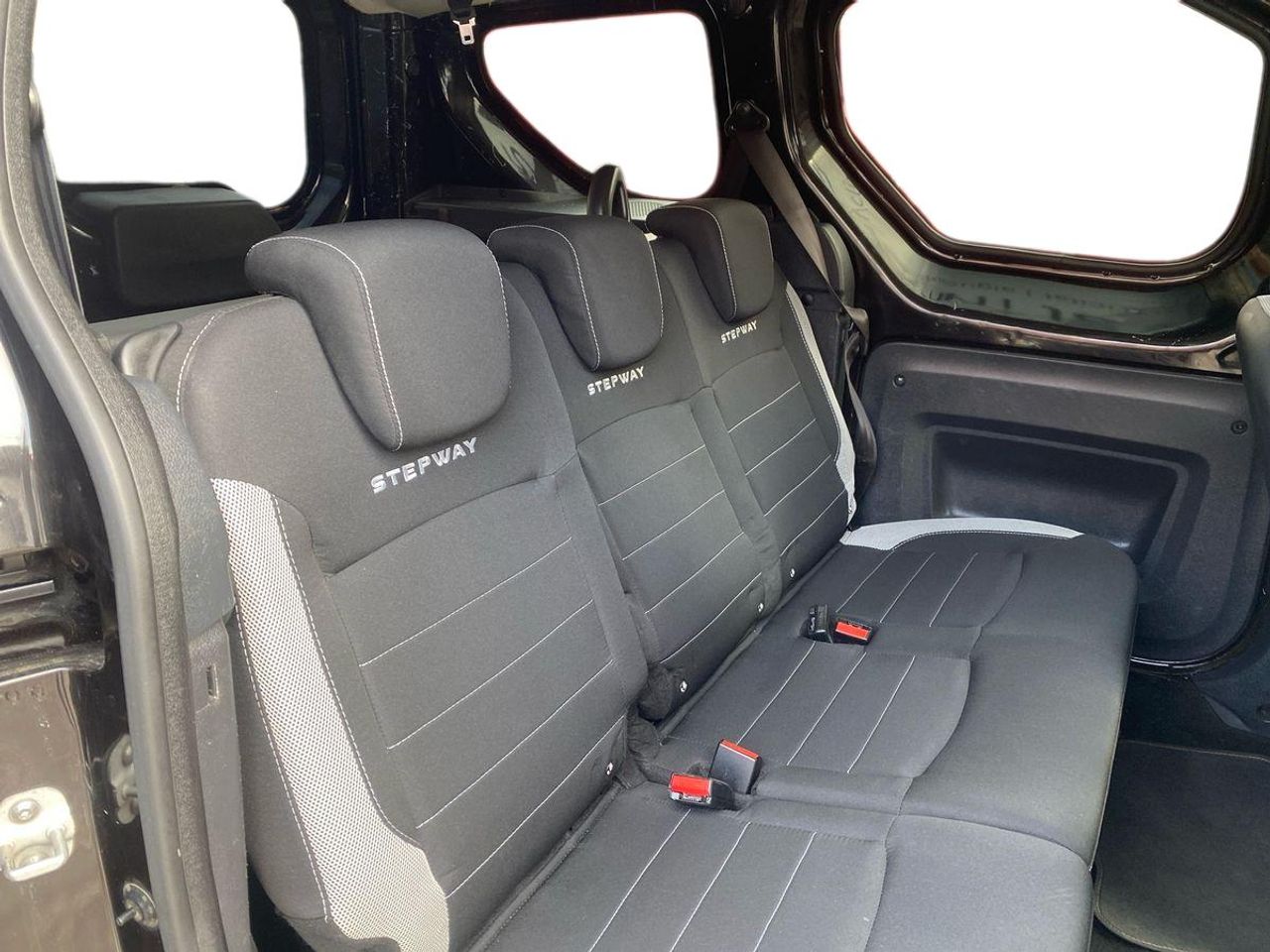 Dacia Dokker Stepway dci 55kW (75CV) - Foto 16