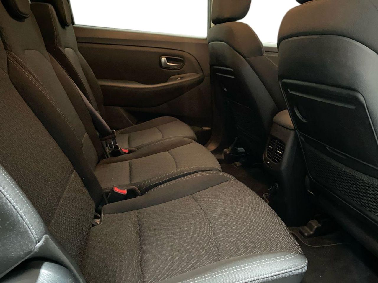 Kia Carens 1.6 GDi 99kW (135CV) Drive - Foto 16