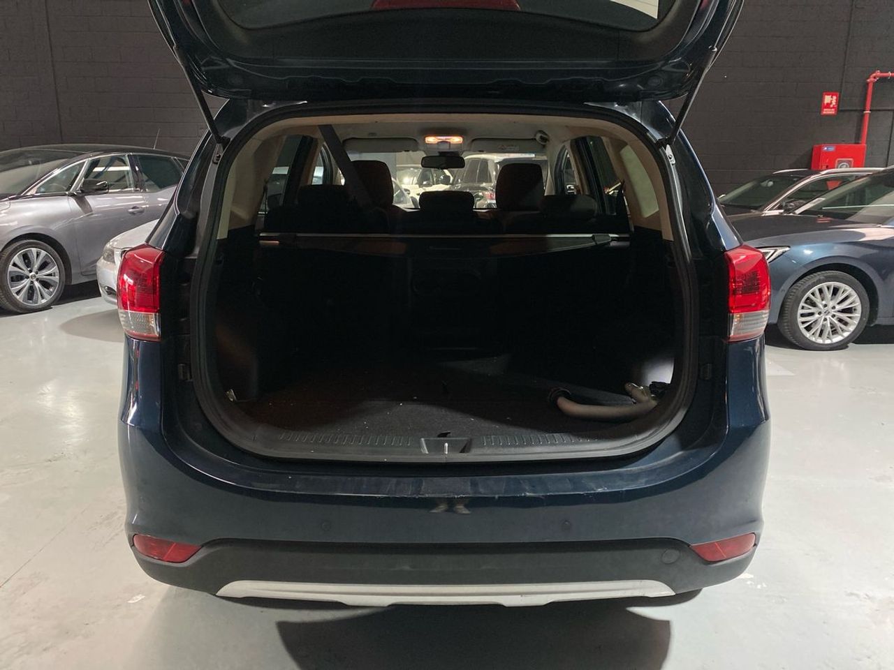 Kia Carens 1.6 GDi 99kW (135CV) Drive - Foto 17