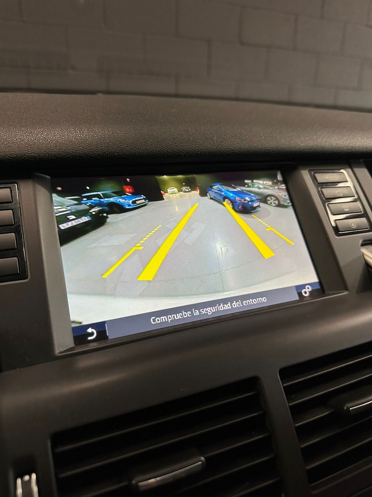 Land-Rover Discovery Sport 2.0L TD4 110kW (150CV) 4x4 HSE - Foto 19