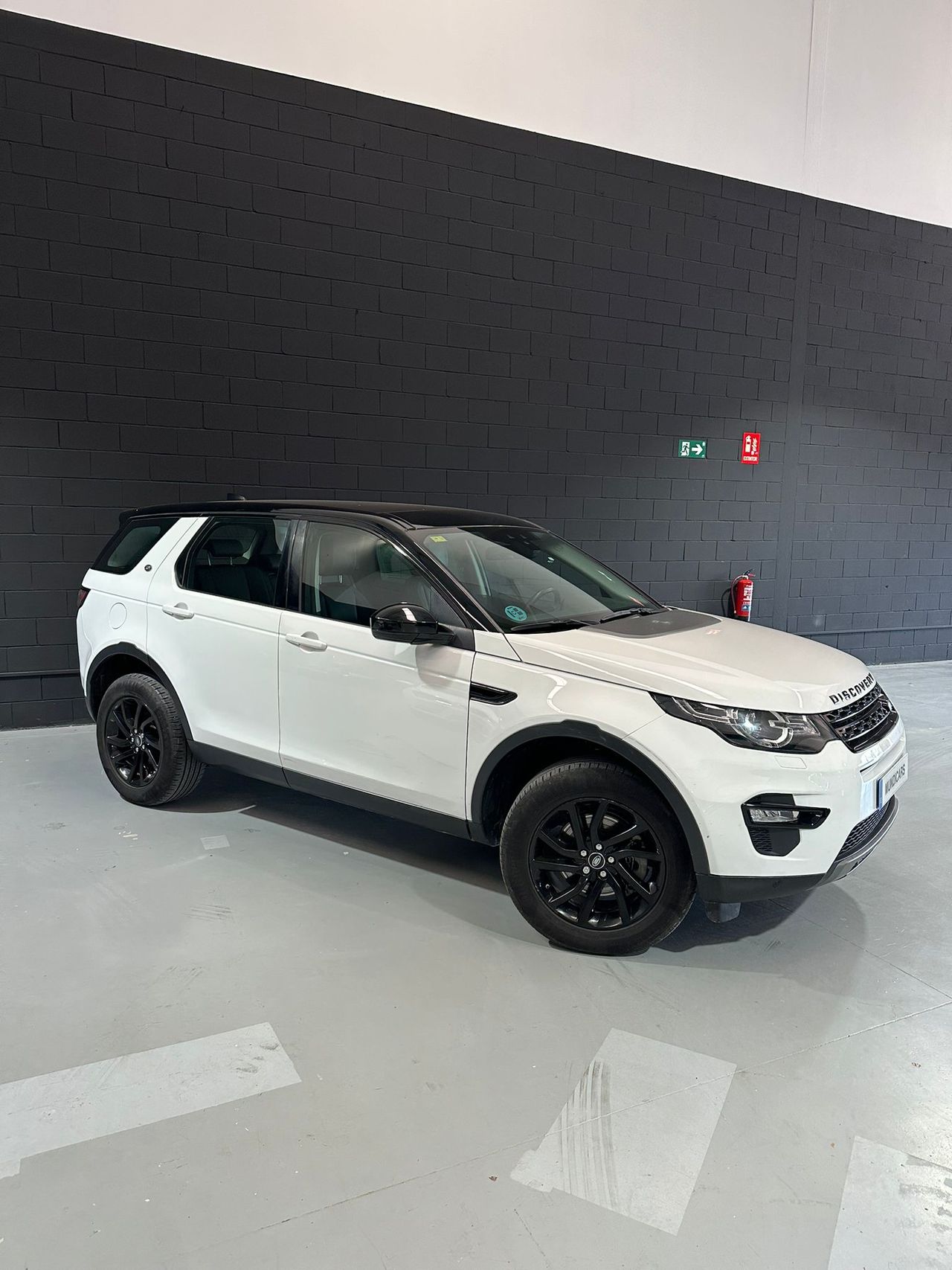 Land-Rover Discovery Sport 2.0L TD4 110kW (150CV) 4x4 HSE - foto 3