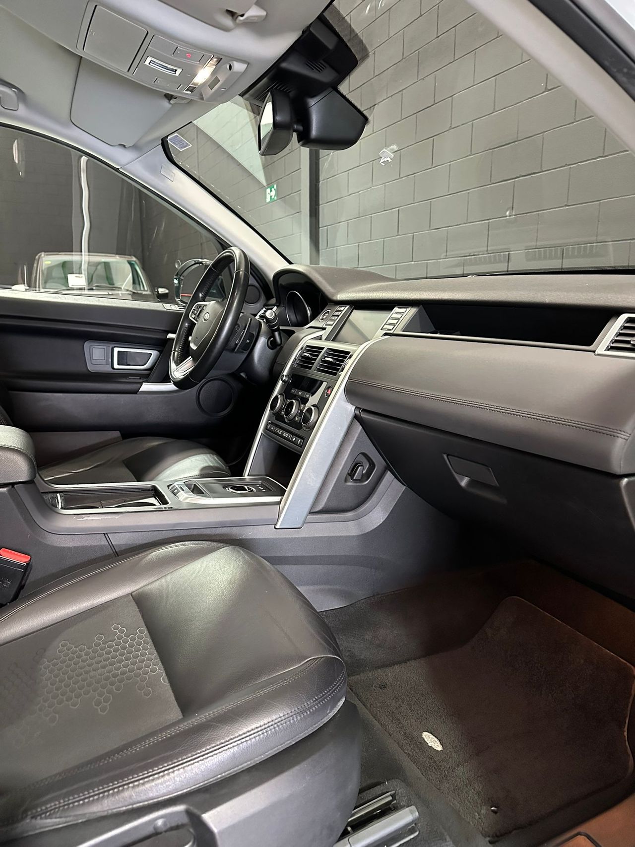 Land-Rover Discovery Sport 2.0L TD4 110kW (150CV) 4x4 HSE - Foto 14