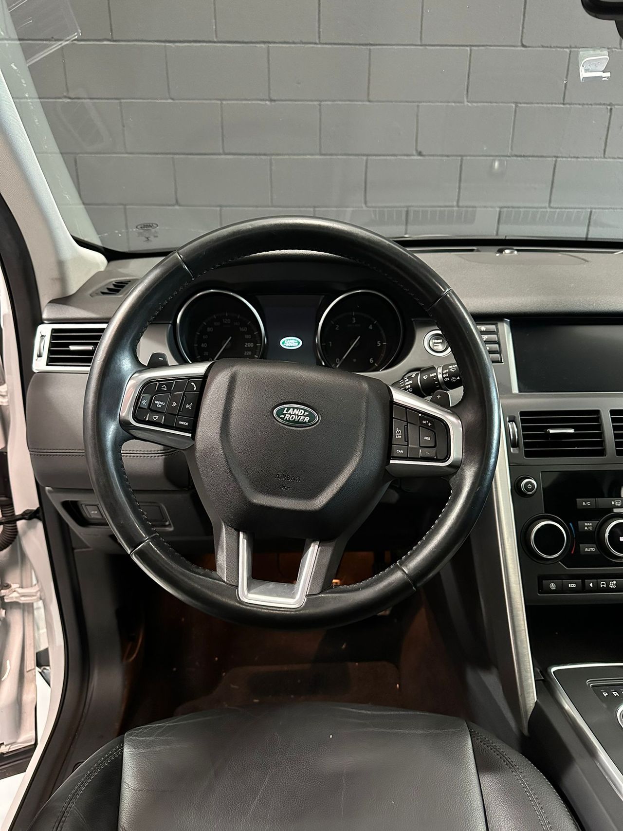 Land-Rover Discovery Sport 2.0L TD4 110kW (150CV) 4x4 HSE - Foto 16