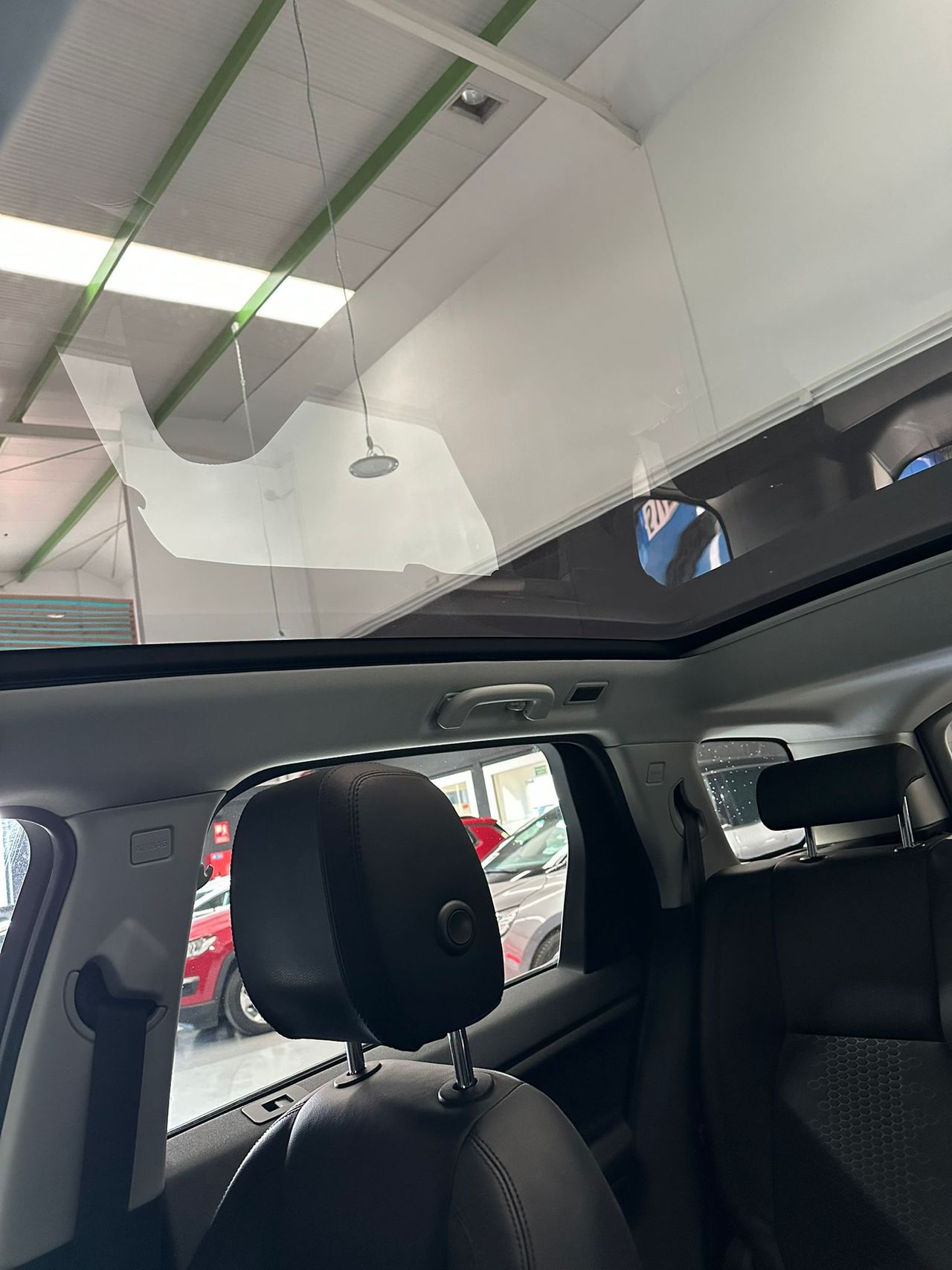 Land-Rover Discovery Sport 2.0L TD4 110kW (150CV) 4x4 HSE - Foto 21