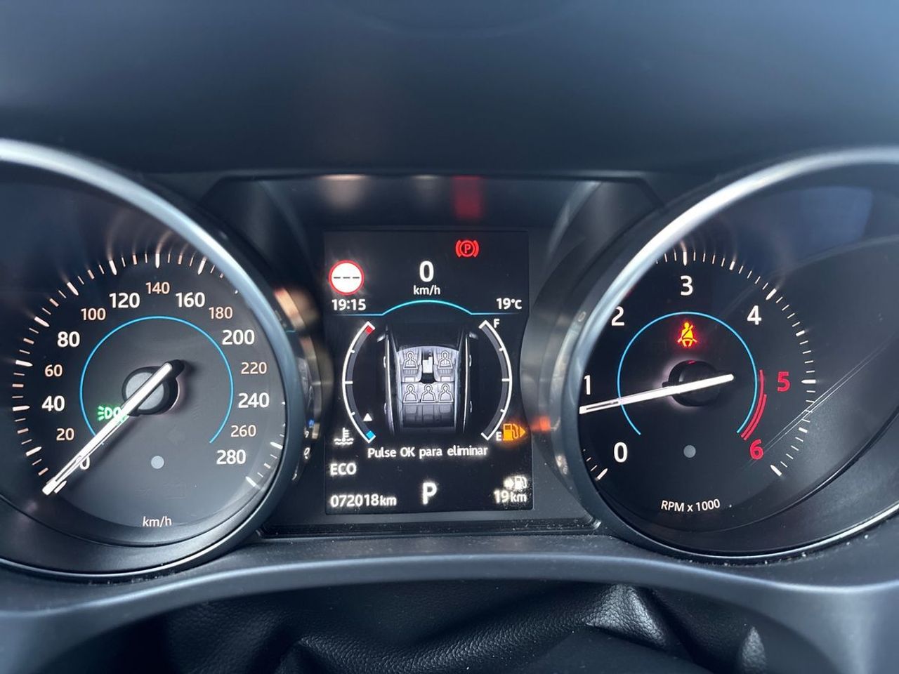 Jaguar F-Pace 2.0L i4D 132kW Portfolio Auto - Foto 15