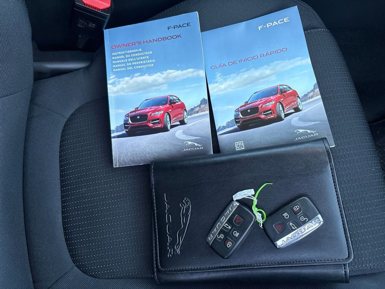 Jaguar F-Pace 2.0L i4D 132kW Portfolio Auto - Foto 20