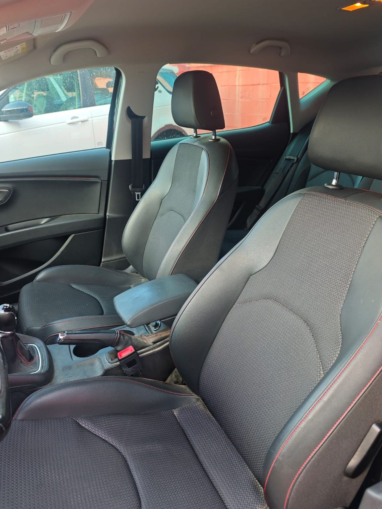 Seat Leon 2.0 TDI 150CV FR  - Foto 14