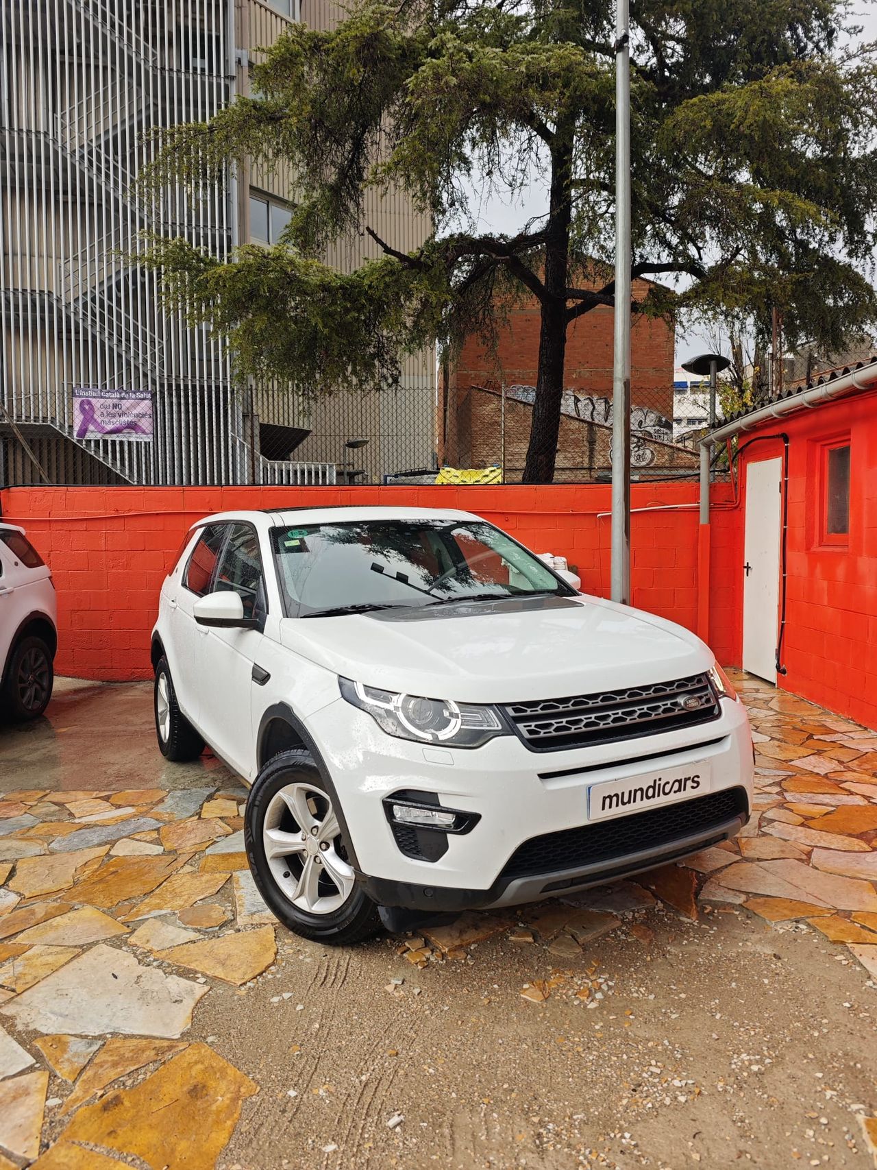 Land-Rover Discovery Sport 2.0L TD4 110kW (150CV) 4x4 HSE - Foto 3