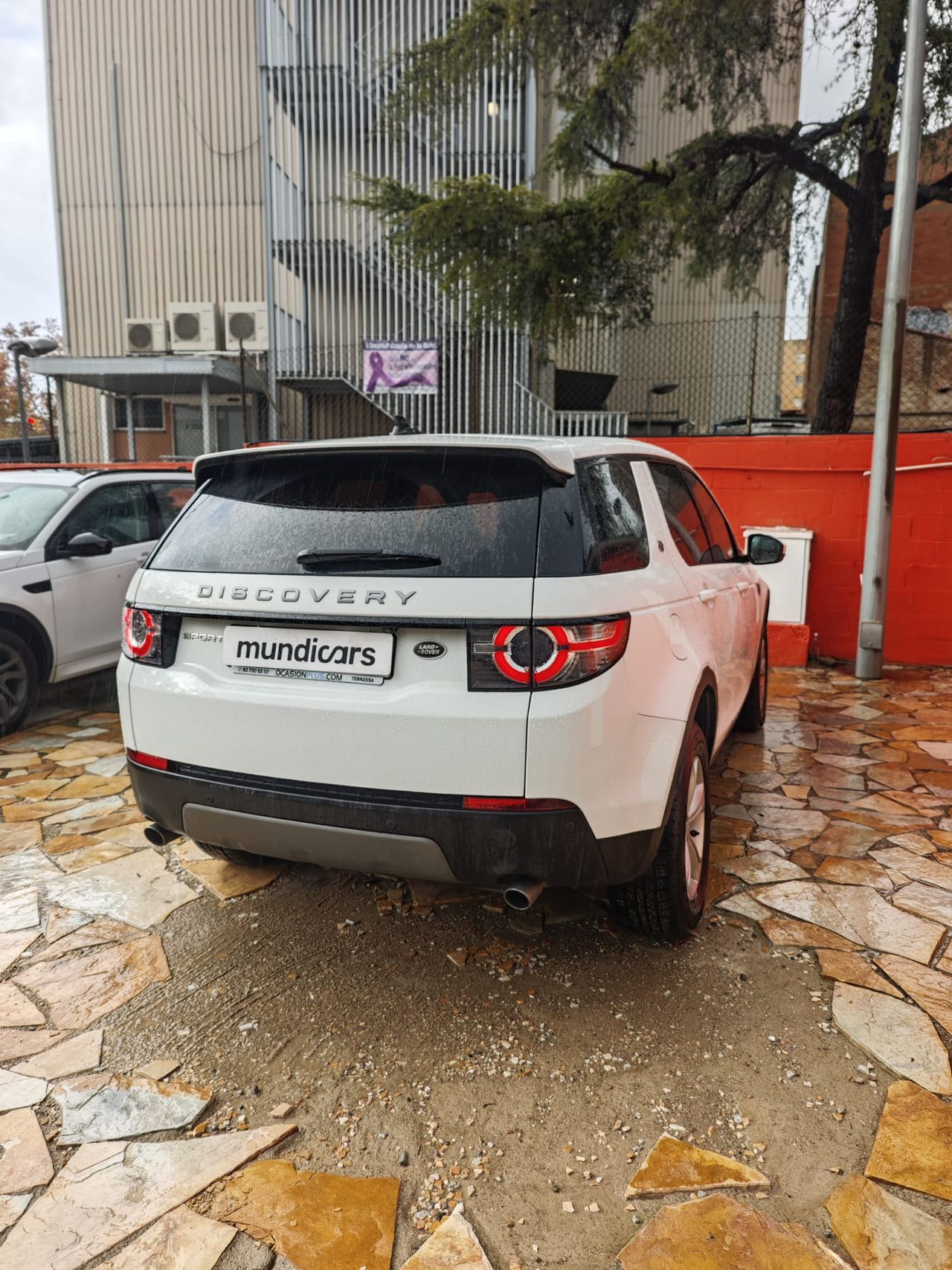 Land-Rover Discovery Sport 2.0L TD4 110kW (150CV) 4x4 HSE - Foto 9