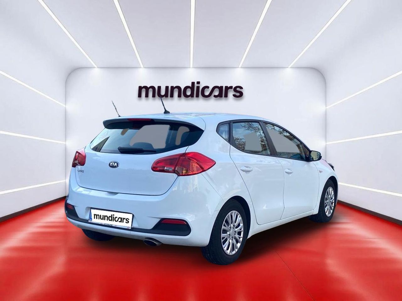 Audi A4 2.0 TDI e 136cv DPF - Foto 6