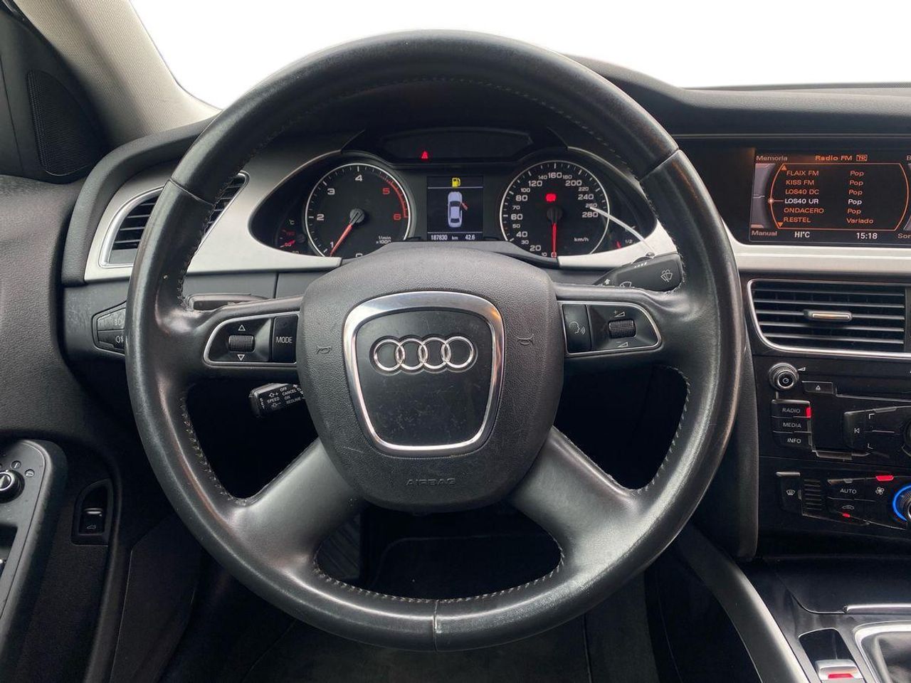Audi A4 2.0 TDI e 136cv DPF - Foto 12
