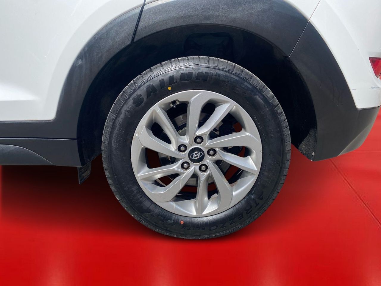 Hyundai Tucson 1.6 GDi BlueDrive Link 4x2 - Foto 12
