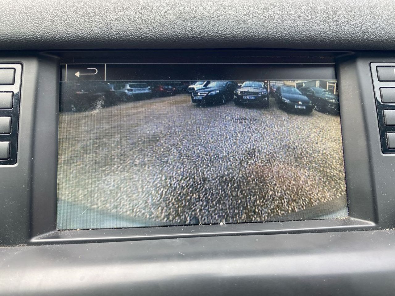 Land-Rover Discovery Sport SD4 4WD HSE Lux AT 7 asientos - Foto 17