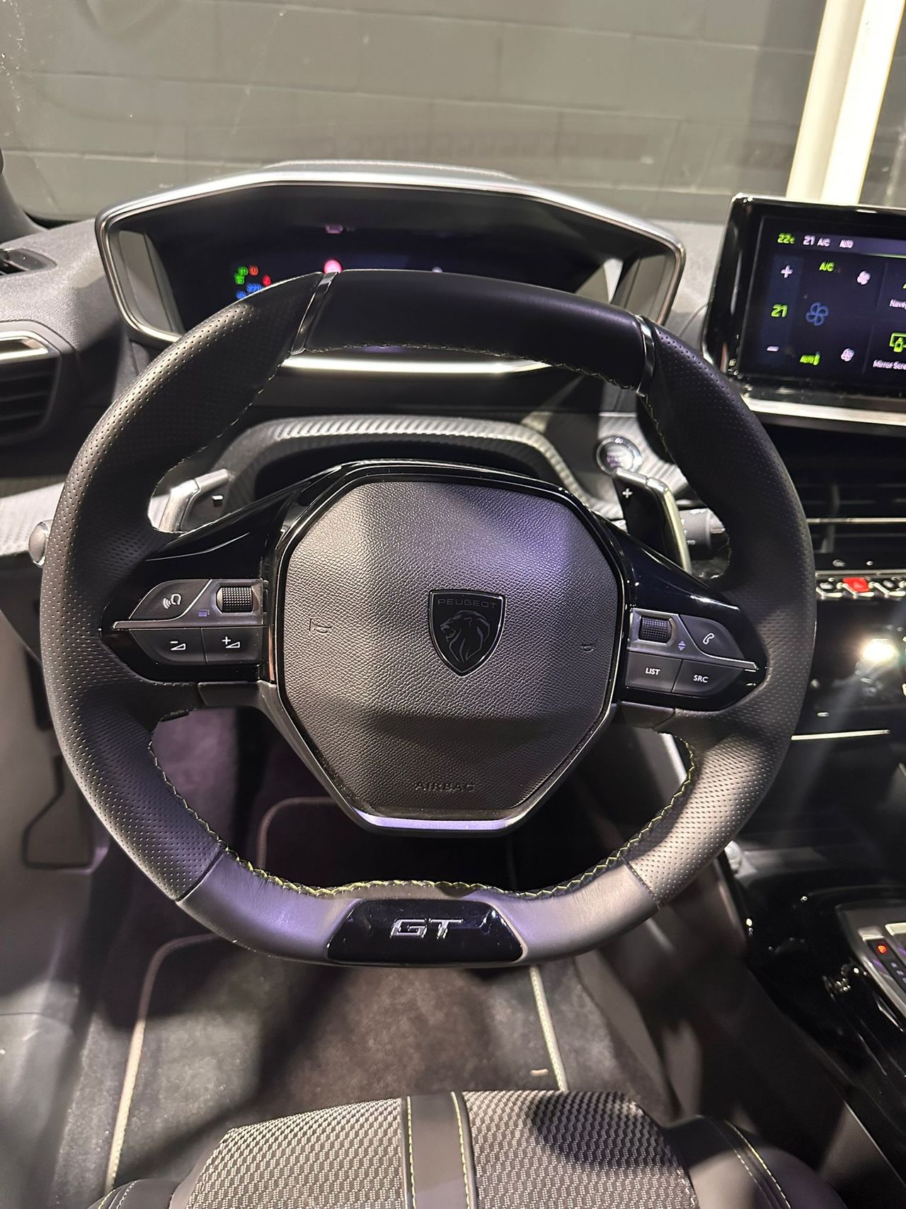 Peugeot 2008 GT BlueHDI 130 S&S EAT8 - Foto 13