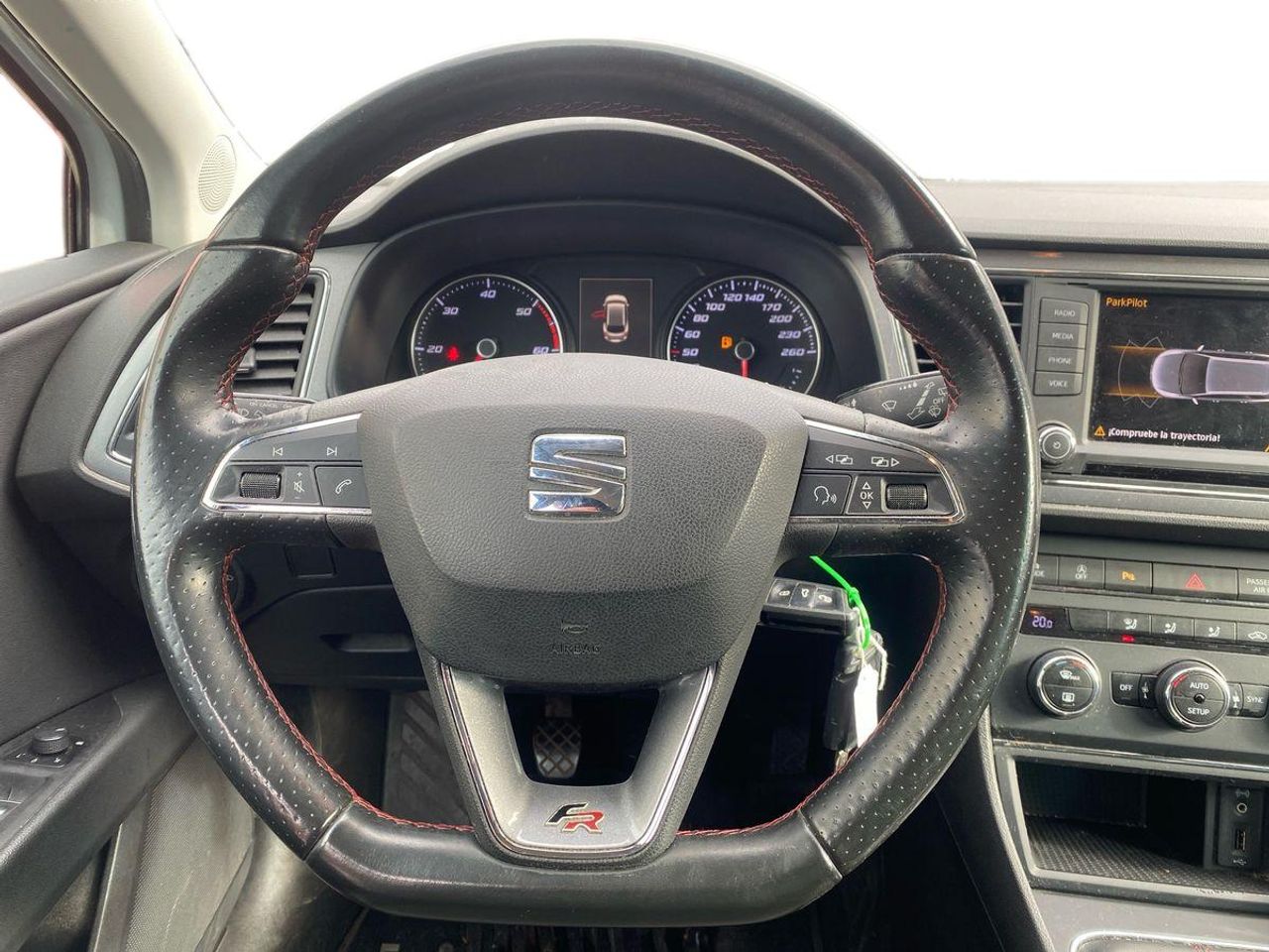 Seat Leon ST 2.0 TDI FR - Foto 13